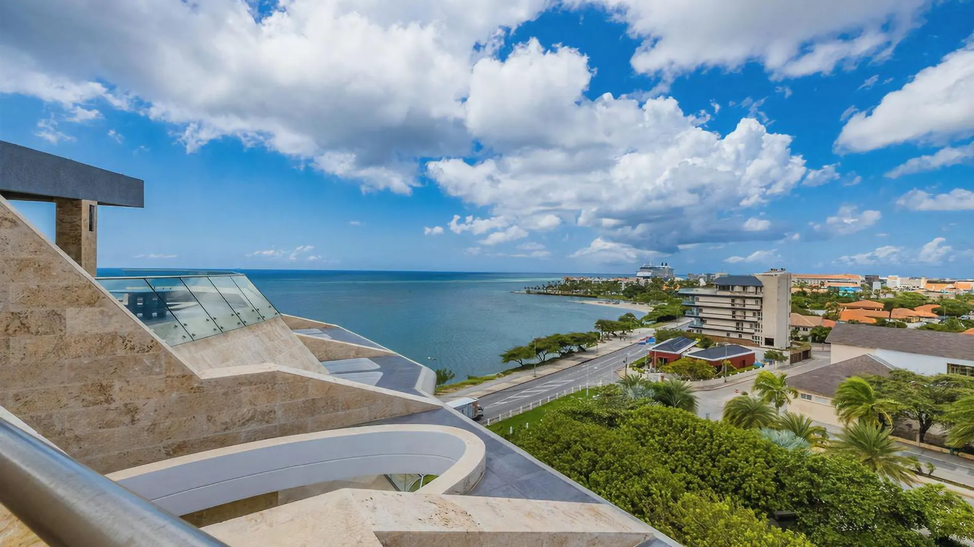 5Bph-Coral15 - Oceanfront Exclusive Penthouse With Stunning Views And Private Pool Home-Theater Included, Oranjestad
