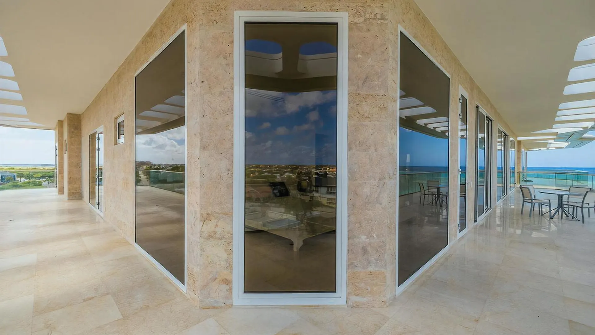 5Bph-Coral15 - Oceanfront Exclusive Penthouse With Stunning Views And Private Pool Home-Theater Included, Oranjestad 0*,  Aruba