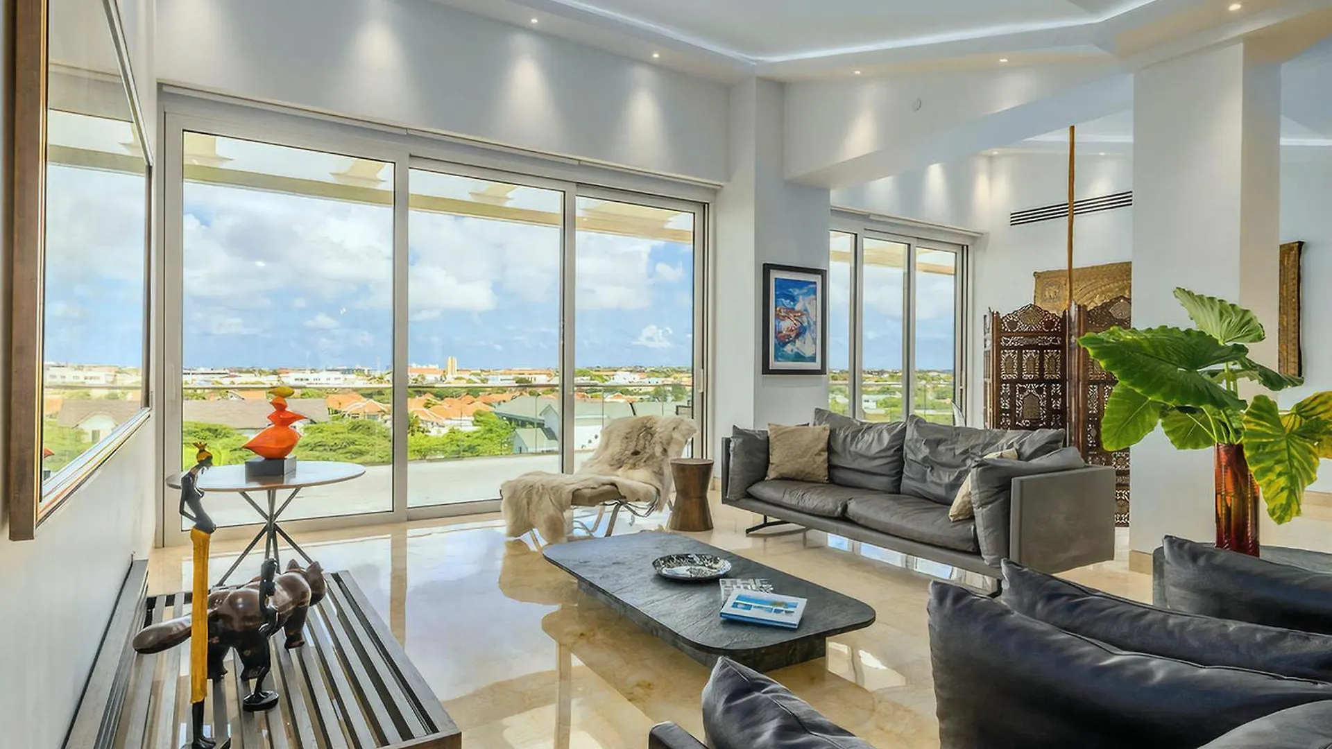 アパート 5Bph-Coral15 - Oceanfront Exclusive Penthouse With Stunning Views And Private Pool Home-Theater Included, オラニエスタッド