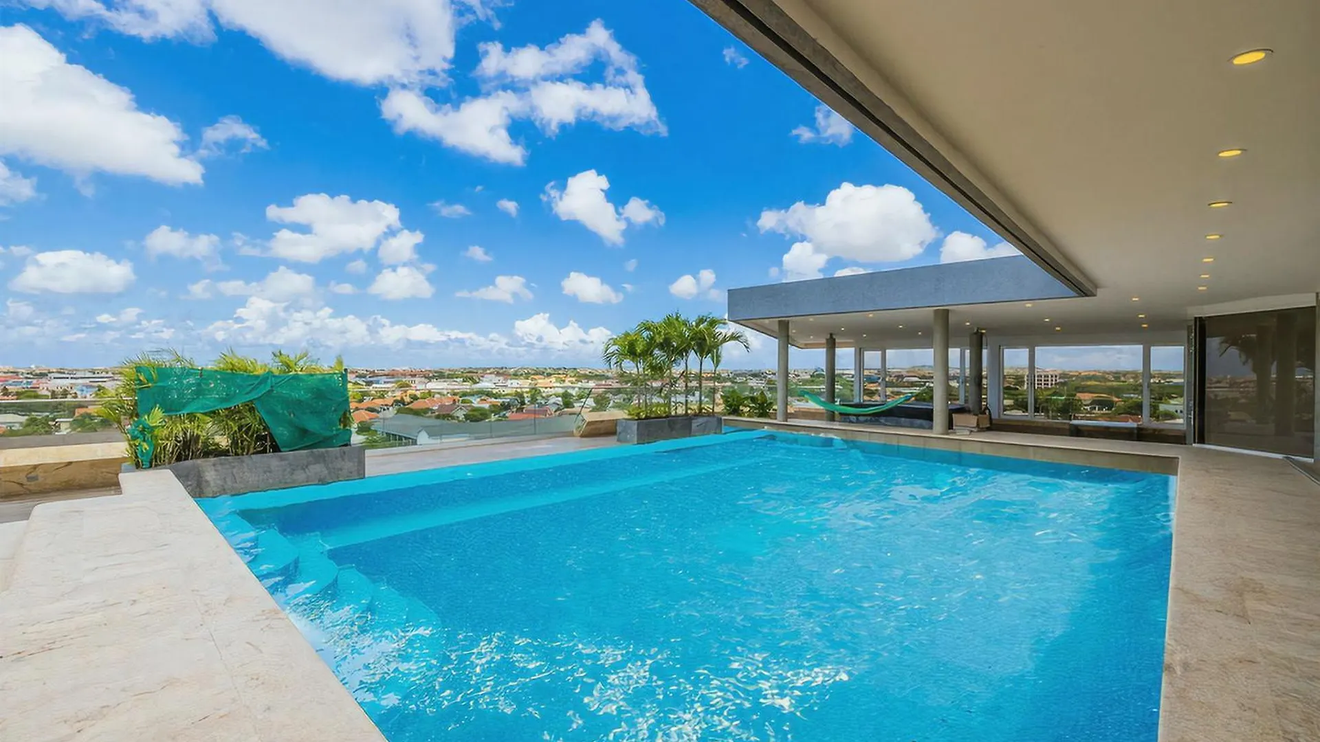 Apartament 5Bph-Coral15 - Oceanfront Exclusive Penthouse With Stunning Views And Private Pool Home-Theater Included, Oranjestad Aruba