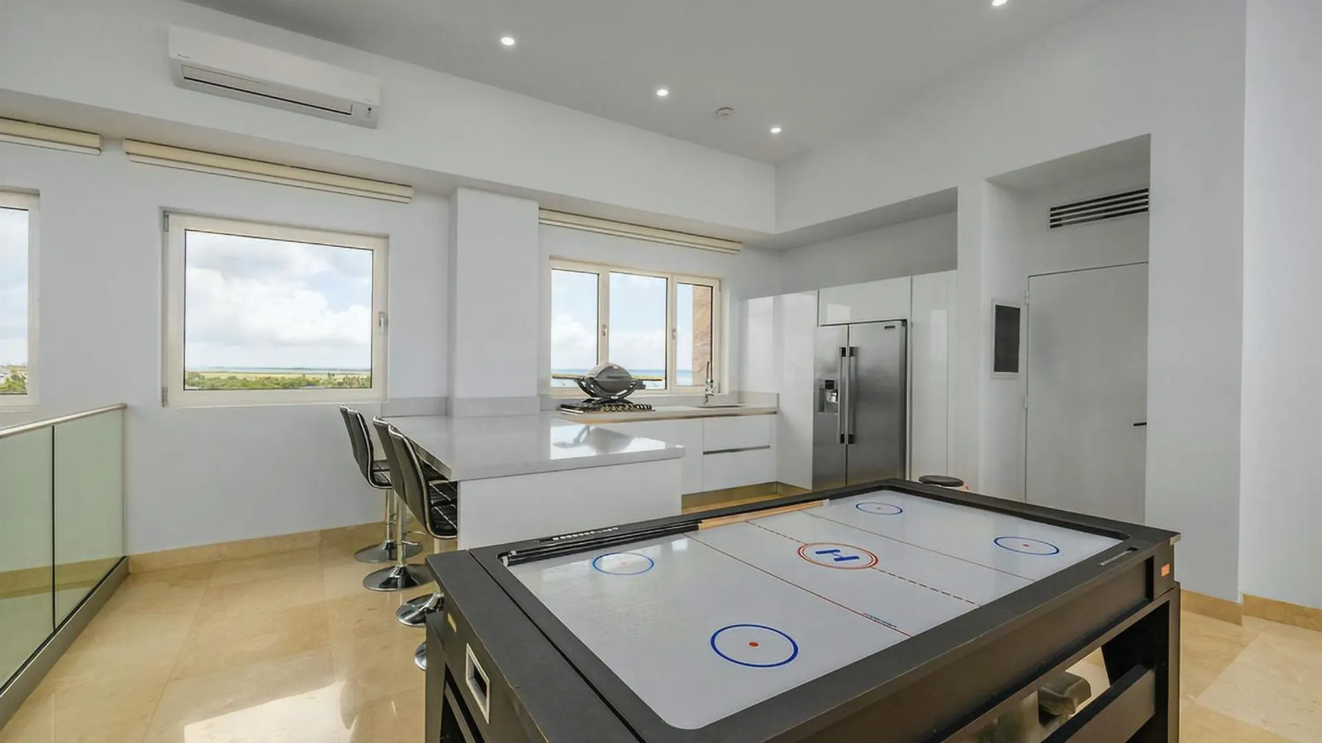 5Bph-Coral15 - Oceanfront Exclusive Penthouse With Stunning Views And Private Pool Home-Theater Included, 오란제스타트